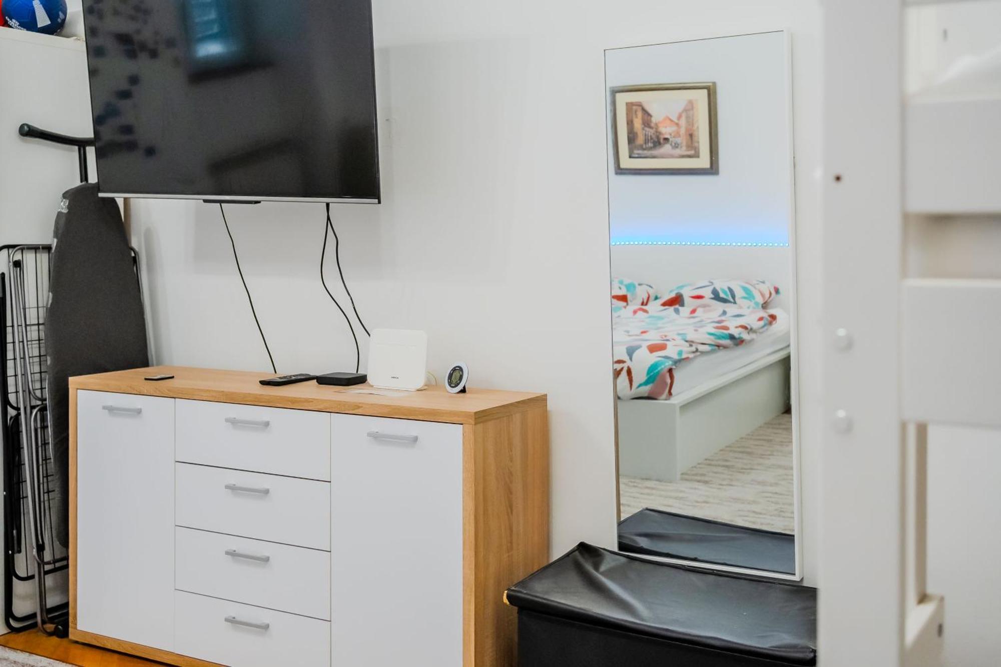 Work And Play Apartment Zagreb Exteriör bild
